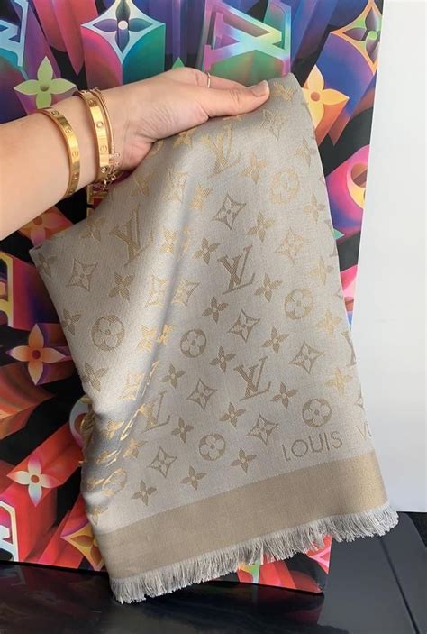 louis vuitton shawl women's